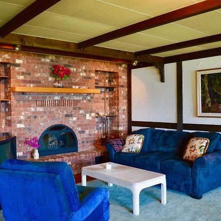 Oceanfront Suite Gibsons Esterno foto
