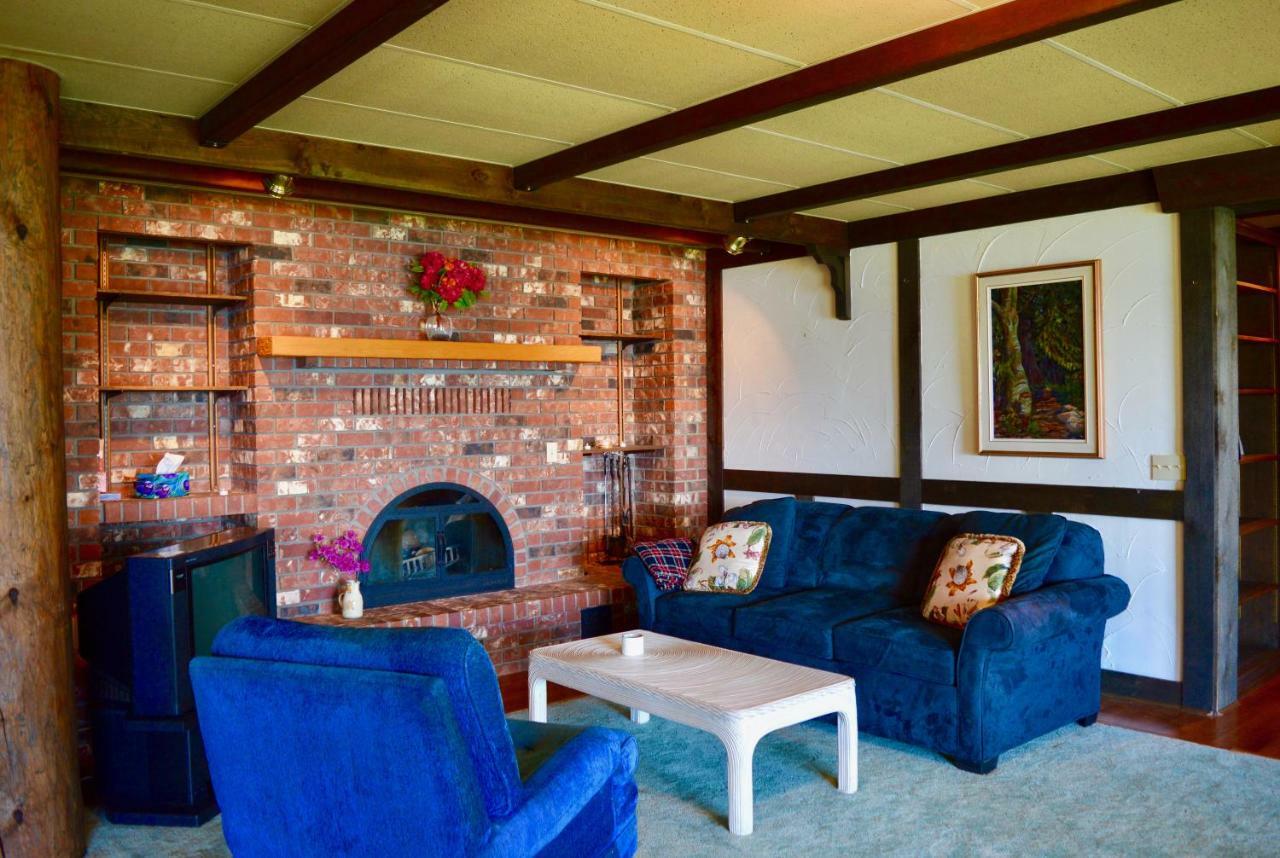 Oceanfront Suite Gibsons Esterno foto