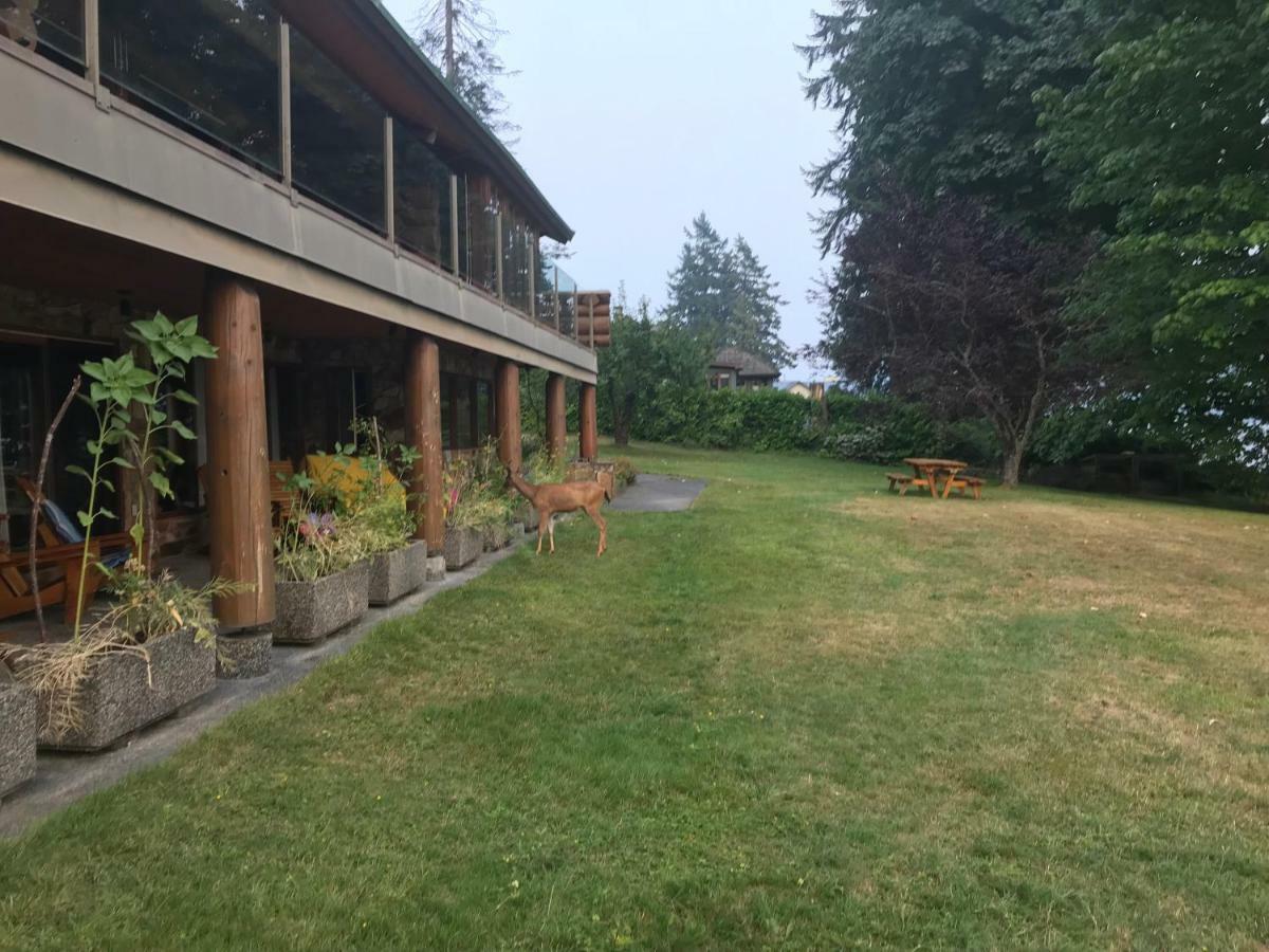 Oceanfront Suite Gibsons Esterno foto
